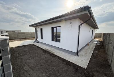Casa individuala, 4 camere, 105 utili, 500 teren,  central- Sanmihaiu Roman 0% - 16