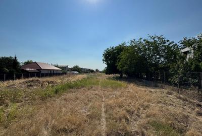 Teren Construcții intravilan de 500 mp, în Nord