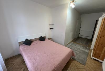 De închiriat apartament 3 camere la casă – Ultracentral, Str. Turnului - 8