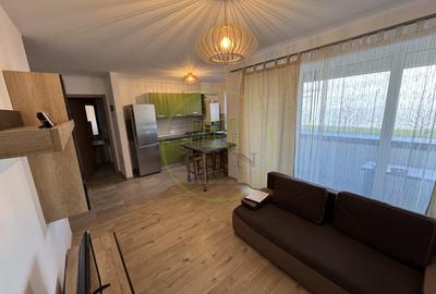 Apartament cu 2 camere semidecomandat, mobilat în Tractorul