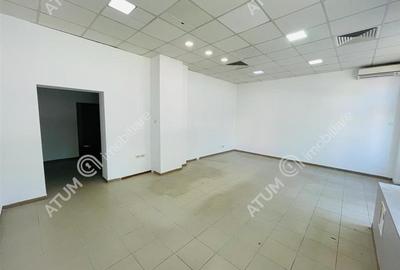 Spatiu comercial la parter de 65 mp cu vitrina zona Centrala - 4