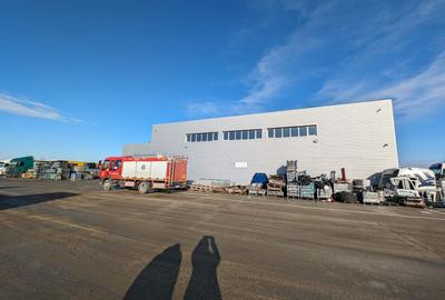 Hala cu teren generos langa acces A1 - 1