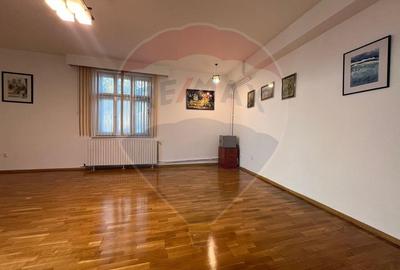 Vila de inchiriat,  potrivita birouri, zona Gara. - 12