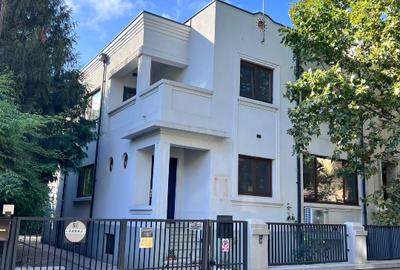 PROPRIETAR inchiriez vila Cotroceni, str Louis Pasteur - 1