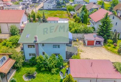 Vila rezidential/  gradina de vis/sera/ panouri/ Sanpetru! - 34