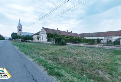 Casa traditionala din caramida de 534 mp cu 4 camere in Neudorf