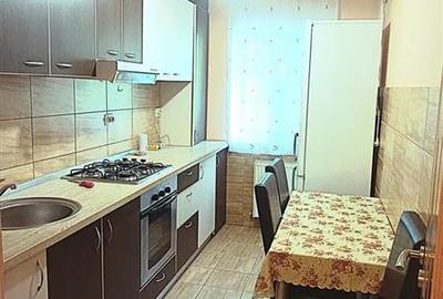 Apartament cu 2 camere decomandat în Florești