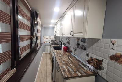 Apartament 3 camere Piata Mare parter - 2