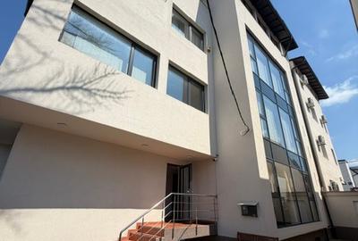 Clădire birouri / clinică / școală, 800 mp, renovată 2024, acces din 2 străzi - 2