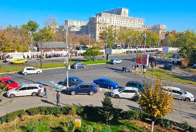 DiIRECT PROPRIETAR  4 camere  13 Septembrie-Casa Poporului CATEDRALA NEAMULUI - 1