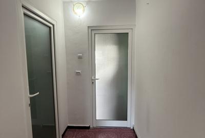 Apartament spatios, 2 camere, 58 mp utili + 2 balcoane si 2 debarale - Bucovina - 9
