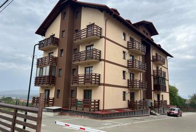 Apartament cu 2 camere decomandat, mobilat în Galata