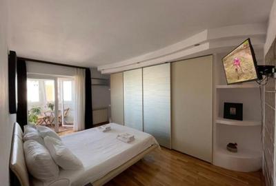 Faleza Nord 3 camere decomandat vedere la mare - 1