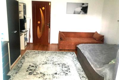 Se inchiriaza garsoniera pe strada Bucegi - 1