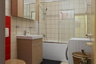 INCHIRIERE APARTAMENT 2 CAMERE ZONA METROU 1 DECEMBRIE 1918 - 11