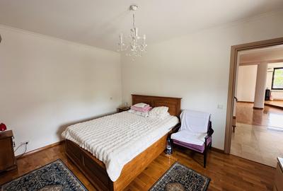 Vila exclusivista 388 mp construiti, 570 mp teren , piscina acoperita Rosu - 18
