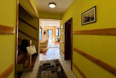 Vila cu cinci camere situata in Busteni,Piatra Arsa ,panorama spectaculoasa - 9