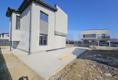 Vila de lux cu 4 camere in Tomesti - 3