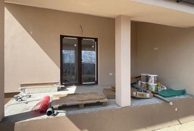 Duplex 4 camere, 95mp utili, 255mp teren, la asfalt -Urseni - 12
