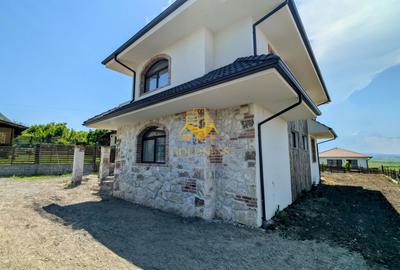 Vila, 4 Camere, Dezmir, Constructie Noua, 450 mp, 4 Bai, 2 Parcari - 26