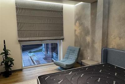 Apartament 2 camere balcon si parcare zona Strand - 11