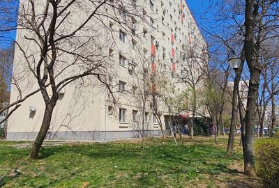 Apartament 2 camere la pret de garsoniera - metrou Aparatorii Patriei - 1