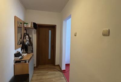 Apartament 4 camere, decomandat, 80mp utili, 2 bai - zona Dambovita - 11