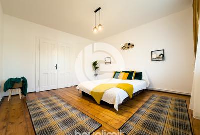 Bradul il muti usor. Casa, mai rar! - 1