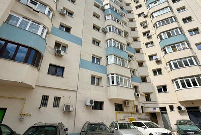 Apartament de vânzare 3 Camere | Apărătorii Patriei – 74 mp - renovat | Metrou - 2