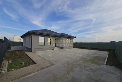 CASA - CARTIERUL NOU, COMUNA BERCENI - 334mp TEREN - 115.000€ - 9