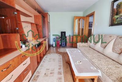 Apartament de vanzare 3 camere decomandat – Calea Poplacii, 2 balcoane, pivniță - 2