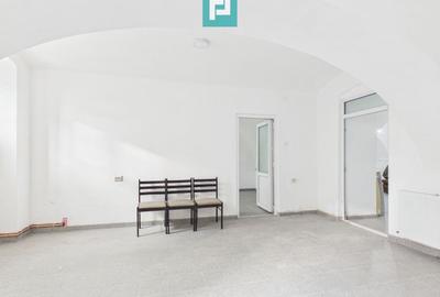 Apartament trei camere strada Cozia - 2