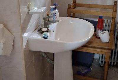 Inchiriez apartament pentru birouri si  locuit zona Comosariat . - 5