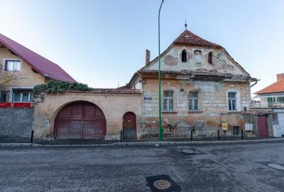 Oportunitate de investitie, "Casa cu icoana", Centrul Istoric, Brasov - 9