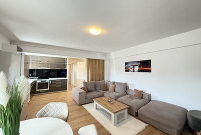 Apartament cu 2 camere decomandat, mobilat în Tractorul