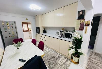 Lipovei | 3 Camere | Decomandat | Centrala Proprie. - 1