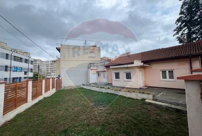 Casa/ Spatiu de inchiriat in zona cetrala Trocadero Constanta