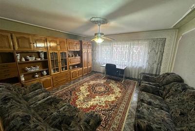 Apartament cu 3 camere de vanzare, str Petre Liciu, 73 mp ,etaj P/3 - 1