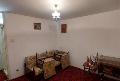 Apartament de Vanzare decomandat situat intre Uta si Vlaicu Arad P/4