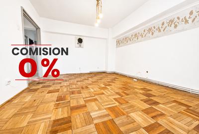Ultracentral Tomis Mall 3 camere decomandat etaj 3/7 - 2