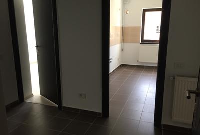 Apartament cu 2 camere decomandat în Haliu