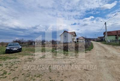 Teren intravilan | De vanzare | 1080 mp | 22 ml deschidere | Ighiu - 3