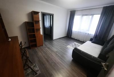 Apartament cu 2 camere, etaj 2/4, zona Podu Ros - 3