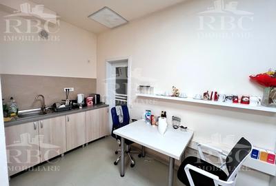 Spatiu birou pretabil si cabinet medical cu 2 parcari Semicentral - 3
