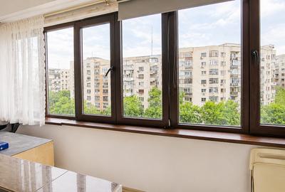 Apartament 3 camere Tineretului |Bloc 1990 | 2 Bai | Teava de gaz |Metrou 5 min - 5