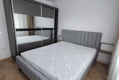 Apartament cu 3 camere în Calea Dumbrăvii