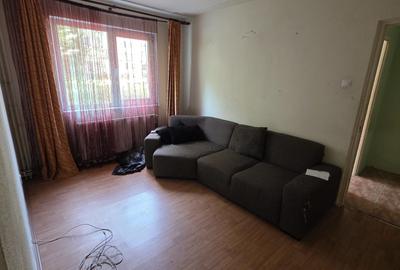 Apartament 2 camere Florilor,parter,semidecomandat,72500 Euro - 1