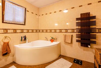 Vilă S+P+M, 2 fronturi stradale, ideală locuit/birouri/clinică, grădiniță, etc - 12
