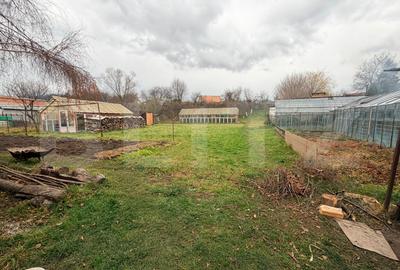 Casă de vânzare – proprietate generoasă 2.285 m² teren, 230.000 euro - 10