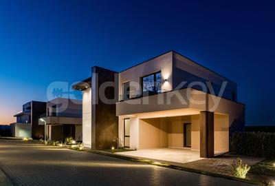 Casă individuală cu 6 camere în Pipera